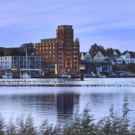 Pier 18 Im Pierspeicher